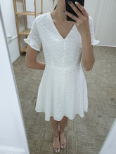 Eyelet Short Sleeve Dress (Non-returnable) - Ferlicious